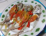 Foto langkah ke 6 dari resep Ikan Kembung Kukus pedas.