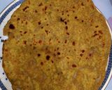 A picture of step 9 of Leftover daal paratha.