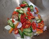 Foto langkah ke 2 dari resep Tumis Pedas Udang Cumi Asap.