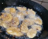 A picture of step 4 of Khatti kairi ke pakore🥭.