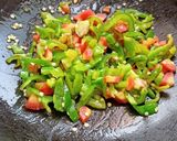 A picture of step 1 of Egg masala toast.