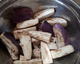 Foto langkah ke 1 dari resep Terong balado.