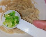 A picture of step 6 of Chutney walai samosai.