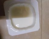 Hình bước làm 1 của món Bánh mì kẹp sữa chua
