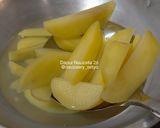 Foto langkah ke 1 dari resep Garlic Potatoes With Oregano.