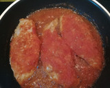 Foto del paso 3 de la receta: Pollo con tomate y mozzarella