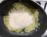 Foto del paso 1 de la receta: Risotto de setas con lomo de dos colores