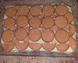 Foto del paso 6 de la receta: Tarta de galletas, con crema pastelera y chocolate