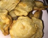 A picture of step 4 of Apple fritters.