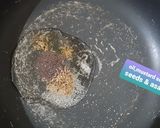 A picture of step 2 of Udupi style Rava idli.