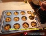 Αλμυρά muffins με κρεμμύδια, μπέικον και τυριά φωτογραφία βήματος 12