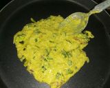 A picture of step 4 of Oats chilla.