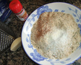 Foto del paso 1 de la receta: Milanesas de cerdo a las finas hierbas