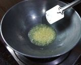 A picture of step 2 of Sev Tamatar.