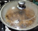 Foto langkah ke 5 dari resep Miso Ramen Topping Enoki Beef.