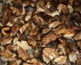 Foto del paso 4 de la receta: Bizcocho de yogur con nueces