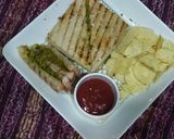 A picture of step 10 of Green peas sandwich.