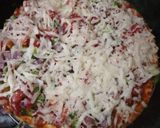 A picture of step 5 of Yummy pizza delight.
