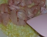 Foto langkah ke 2 dari resep Spaghetti Saus Cream Ayam Jamur.