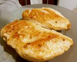 Foto del paso 3 de la receta: Quesadillas de pollo, tomate y cheddar, muy fáciles y ricas