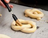 Sós perec recept fázis 6 fotója