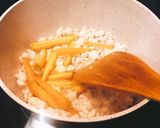 A picture of step 8 of Japanese Curry (Lower Calorie Version, About 430 Calories per Serving).