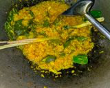 Foto langkah ke 4 dari resep Ayam Kampung Bumbu Kuning.