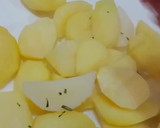 صورة لخطوة 2 من وصفة جبن كومومبار وبطاطا محمرة 🥔🧀