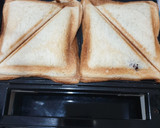 Foto langkah ke 2 dari resep Roti Panggang Simple.