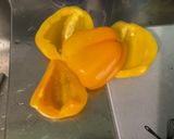 Une image de l'étape 13 de Gâteau salé aux courgettes, poivrons jaunes, chorizo et mozzarella.