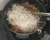 A picture of step 9 of Desi Chinese noodles.