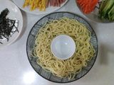 酷企鵝牛丼涼麵