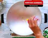 Foto langkah ke 4 dari resep Sambal Goreng Labu Siam.