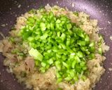 A picture of step 7 of Pav Bhaji.
