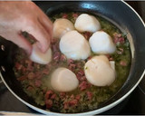 Foto del paso 4 de la receta: Vieiras con jamón