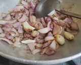 A picture of step 3 of Chicken curry.