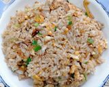 รูปขั้นตอนการทำที่ 10 ของ ข้าวผัดไข่หมูต้มเค็ม