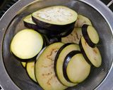 Foto del paso 1 de la receta: Berenjenas 🍆 a la Parmigiana