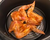 Hình bước làm 3 của món Cánh gà nướng sốt BBQ