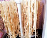 Une image de l'étape 2 de La recette véritable à la carbonara 😋.