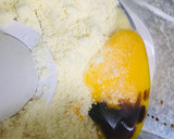 Foto del paso 2 de la receta: Tarta de frutillas con masa y pastelera al microondas