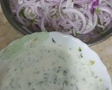 A picture of step 5 of Chicken tikka egg roll paratha.