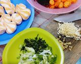 Foto langkah ke 1 dari resep Sup Bening Wortel dan Fish Dumpling Keju.