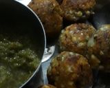 A picture of step 5 of Falhari appam.