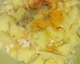 A picture of step 1 of Aloo pakoda.