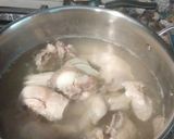 Foto del paso 1 de la receta: Pollo en salsa guajillo