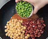 A picture of step 3 of Three Color Hot Salad.