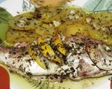 Foto del paso 10 de la receta: Besugos al horno con patatas, infusionados con aceite de tomillo