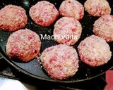 A picture of step 5 of Beetroot Cutlets.
