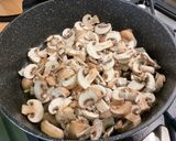 Une image de l'étape 5 de Lentilles Vertes aux Champignons Bruns.